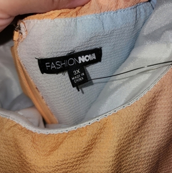 Nwot Fashion nova 1x strapless ombre jumpsuit - Picture 4 of 5